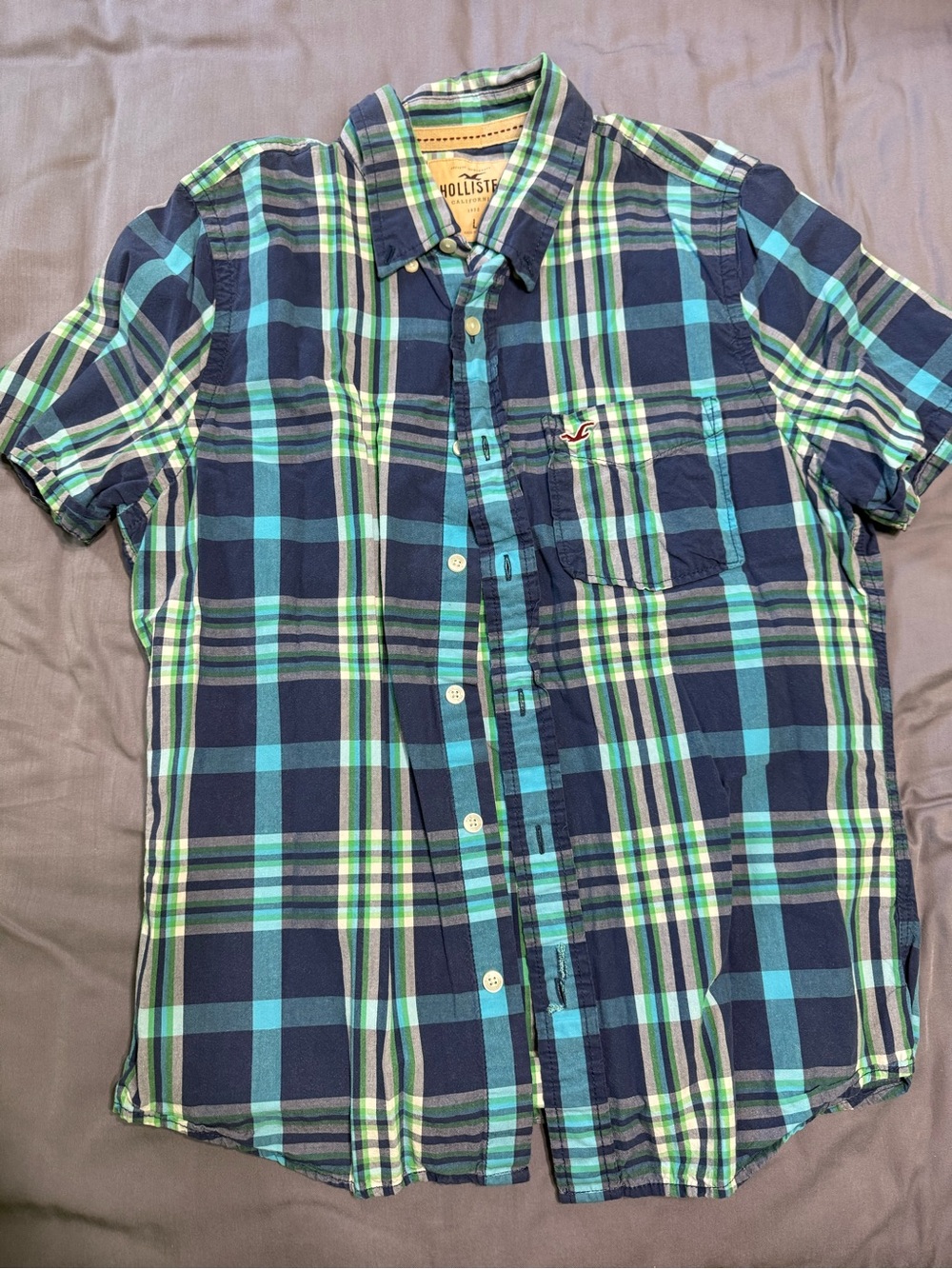 Hollister Short-Sleeve Plaid Button-Down in Navy, Teal & Lime